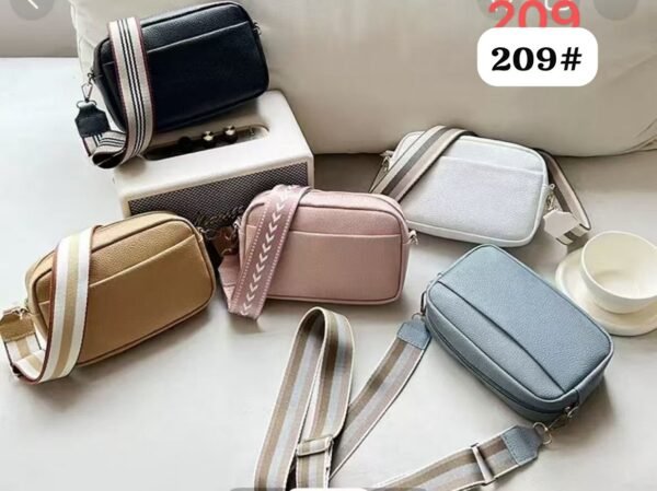 CROSS BODY 209